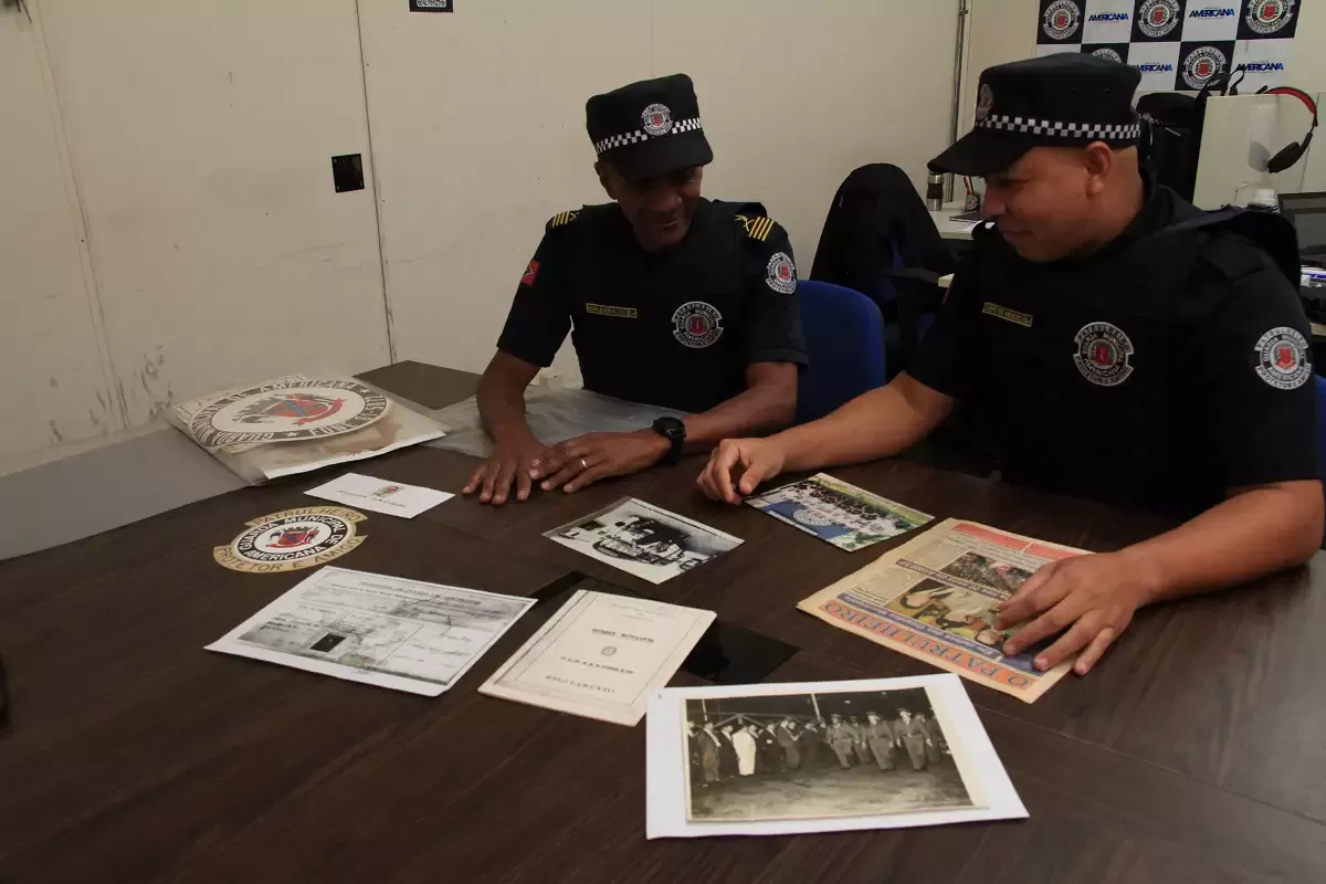 Antiga guarda noturna, Gama completa 80 anos