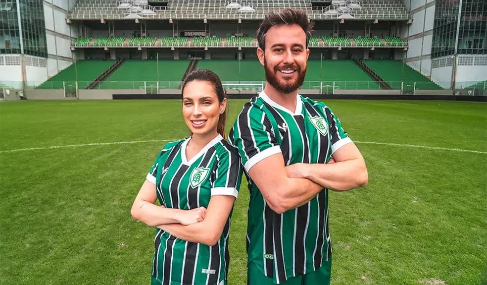 América-MG resgata identidade tricolor e divulga terceiro uniforme para a temporada