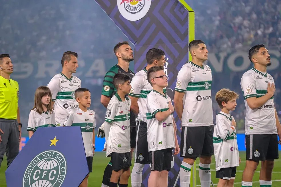 Coritiba precisa de campanha de G-6 para alcançar número mágico contra o rebaixamento na Série A