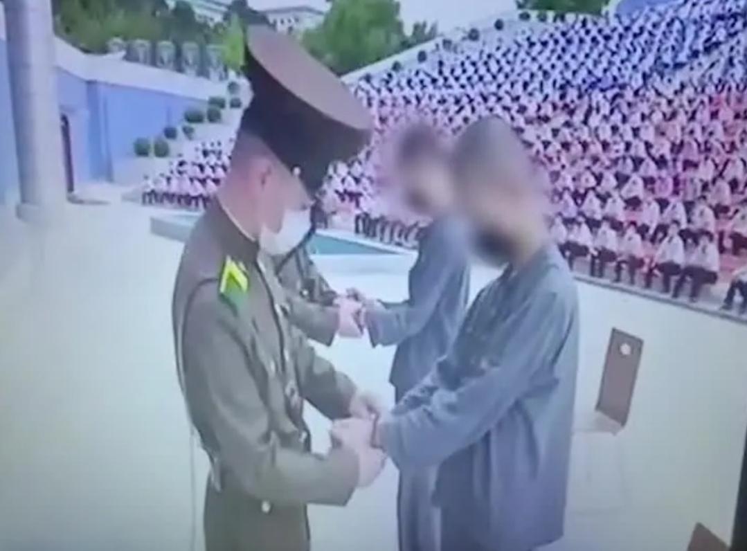 Coreia do Norte condena adolescentes a trabalho forçado por assistirem séries Sul-coreanas