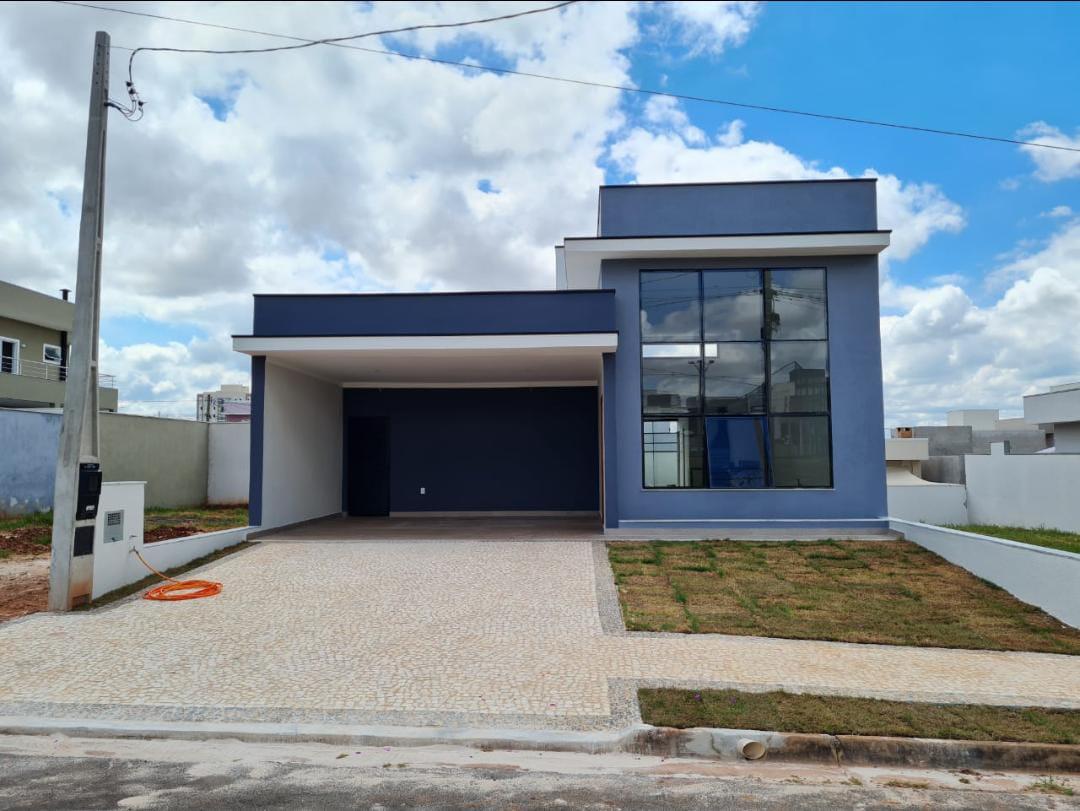 Maravilhosa casa à venda no Real Park!