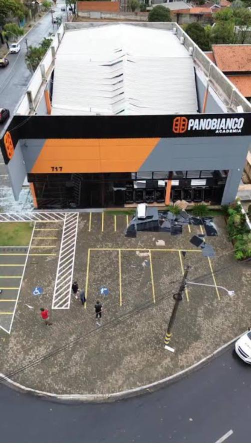 Tempestade causa destruição na RMC e deixa saldo de prejuízos